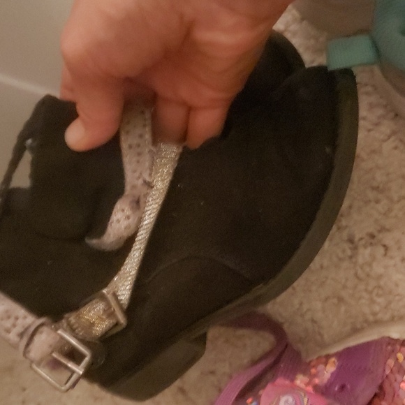 Girls bundle shoes  size 12 - Picture 4 of 6